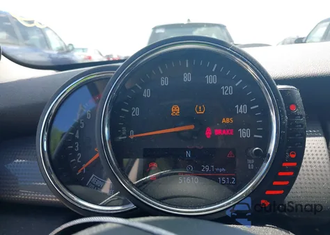 2017 Mini Hardtop Cooper из США, поврежденный, VIN WMWXP5C33H3B15912